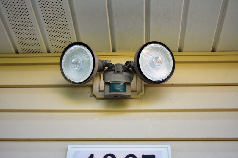 Outdoor Lamp Repair