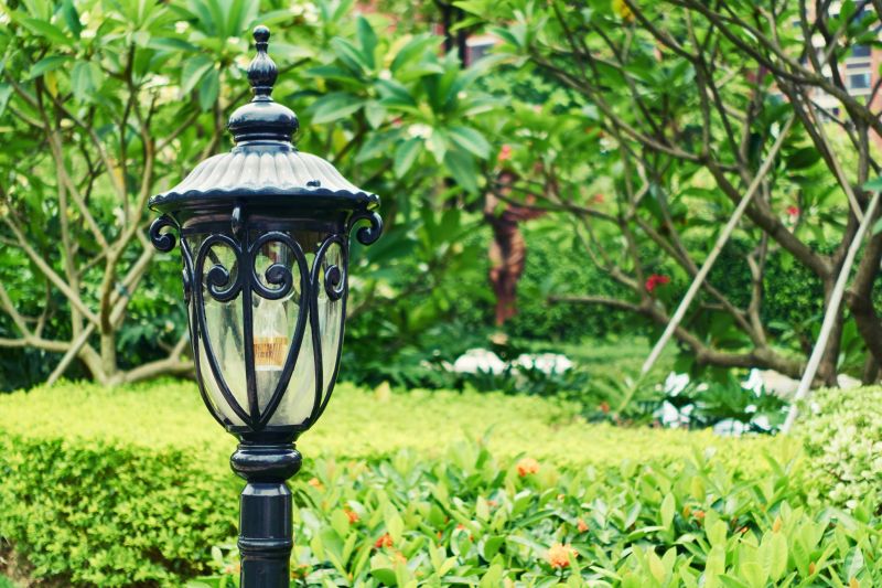 Outdoor Lamp Repair
